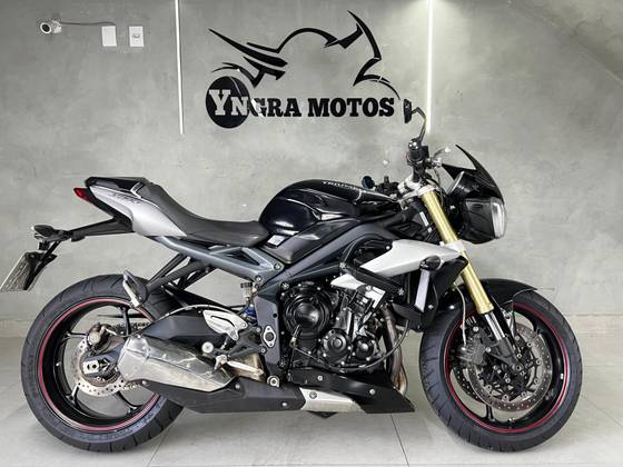 TRIUMPH STREET TRIPLE 675 ABS 